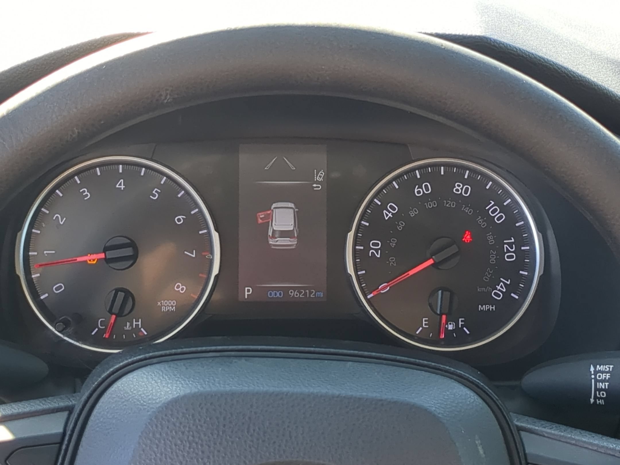 Used 2021 Toyota RAV4 LE AWD/4WD image 10