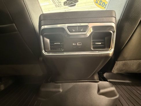Used 2022 GMC Sierra 1500 Denali image 24