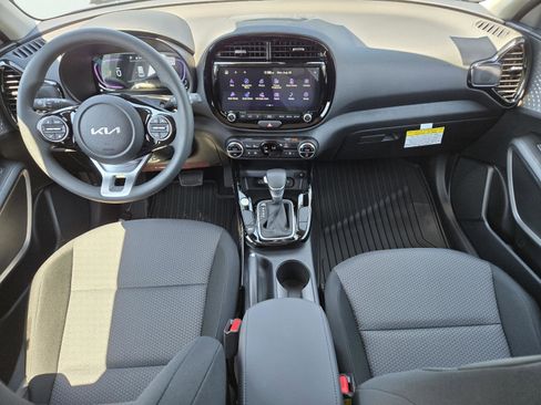 New 2025 Kia Soul S image 19