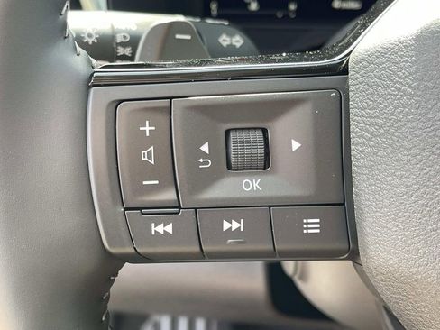 New 2026 Nissan Pathfinder Platinum AWD/4WD image 34