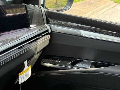 New 2026 Cadillac Escalade V AWD/4WD image 35