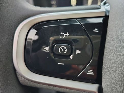 New 2026 Volvo XC90 B5 Plus image 15