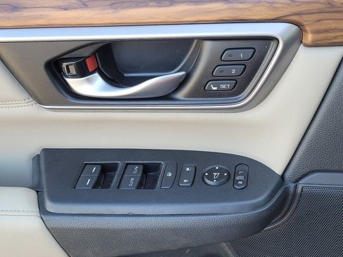 Used 2018 Honda CR-V EX-L image 17