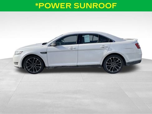 Used 2017 Ford Taurus SHO image 7