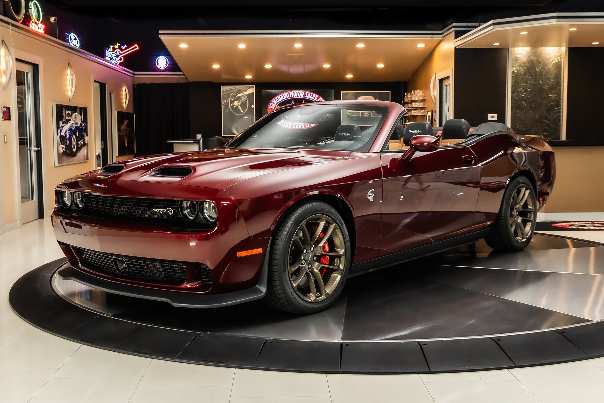 Used 2023 Dodge Challenger SRT Hellcat RWD image 1