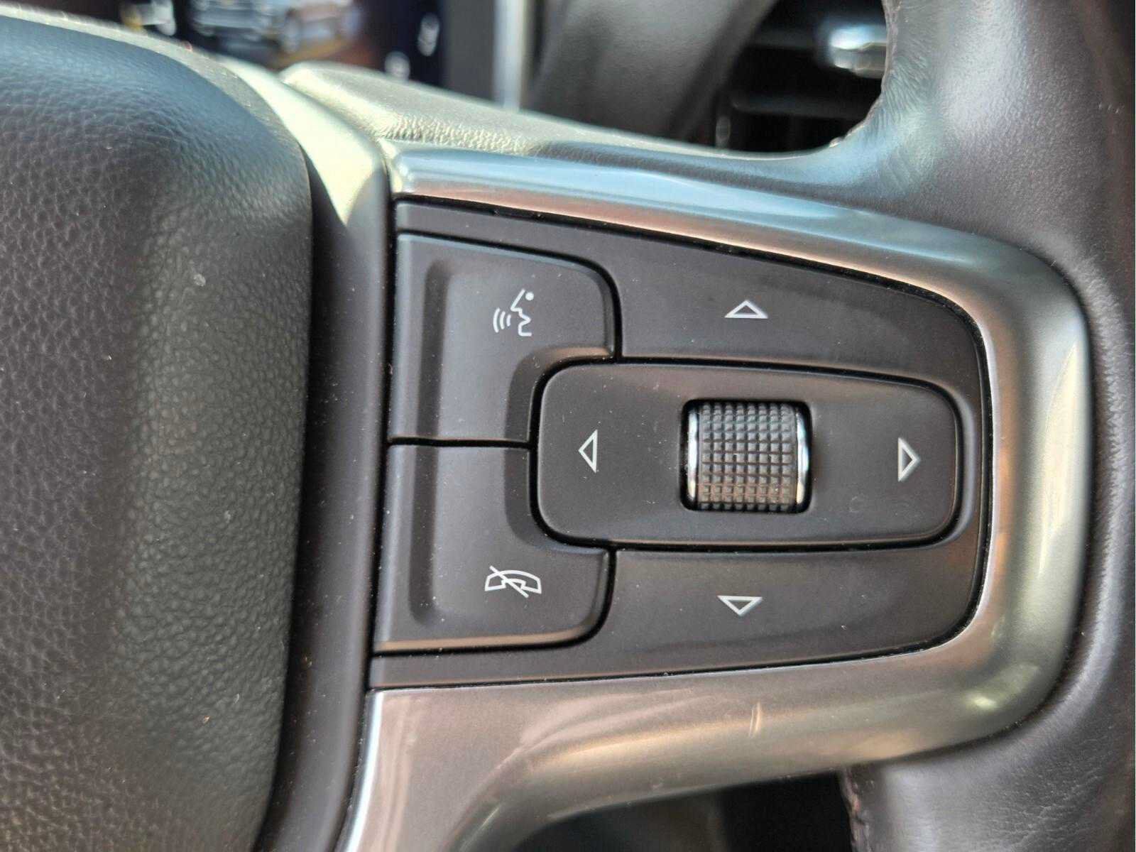 Used 2022 Chevrolet Silverado 1500 RST RWD image 30