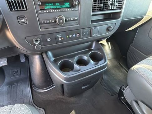 Used 2024 Chevrolet Express 3500 LT w/ LT Preferred Equipment Group RWD image 20