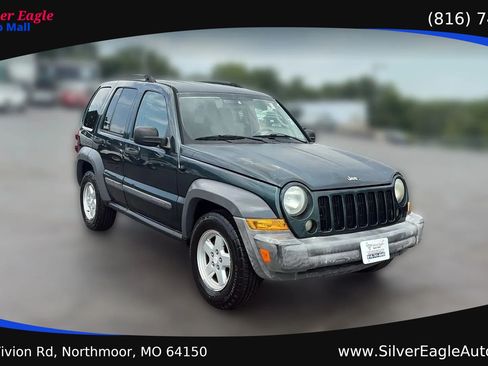 Used 2005 Jeep Liberty Sport AWD/4WD image 7