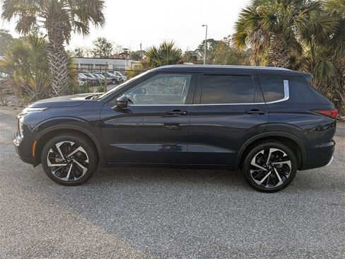 Used 2024 Mitsubishi Outlander SEL image 7