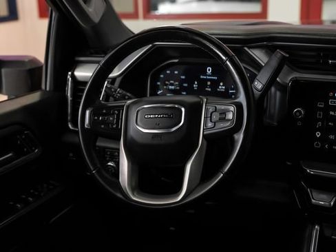 Used 2024 GMC Sierra 2500 Denali w/ Denali Reserve Package AWD/4WD image 19