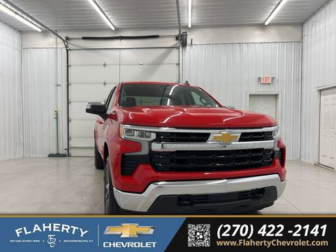 Used 2023 Chevrolet Silverado 1500 LT AWD/4WD image 1