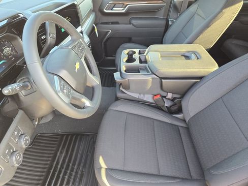 New 2026 Chevrolet Silverado 1500 LT w/ Convenience Package II AWD/4WD image 9