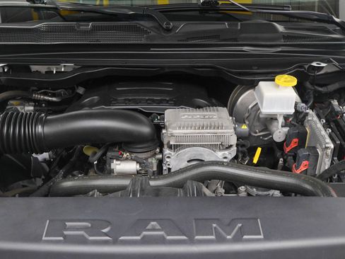 Used 2020 RAM 1500 Big Horn AWD/4WD image 32