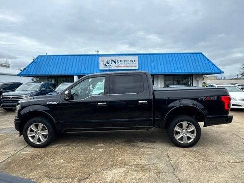 Used 2019 Ford F150 Platinum w/ Equipment Group 701A Luxury AWD/4WD image 8