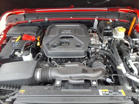 Used 2022 Jeep Wrangler Unlimited Sahara image 33