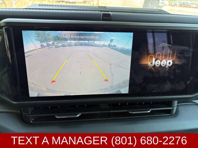 Used 2024 Jeep Wrangler Unlimited Rubicon 4xe AWD/4WD image 21