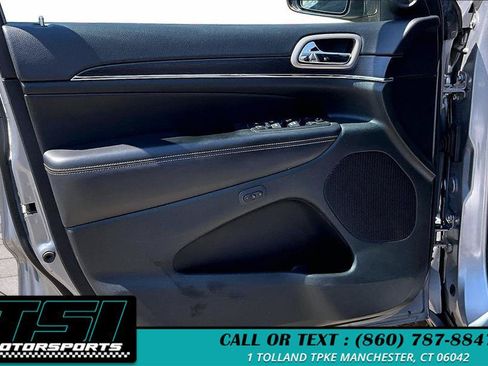 Used 2014 Jeep Grand Cherokee Limited AWD/4WD image 22