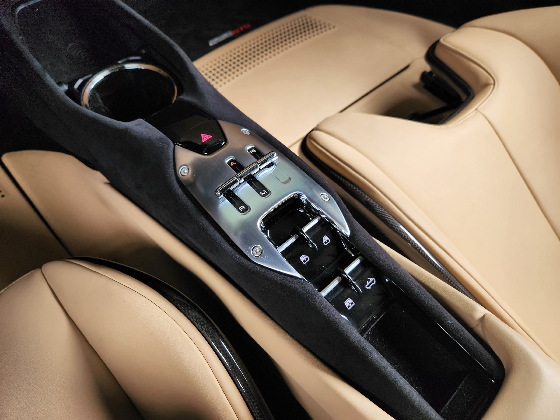 Used 2023 Ferrari 296 GTS RWD image 21