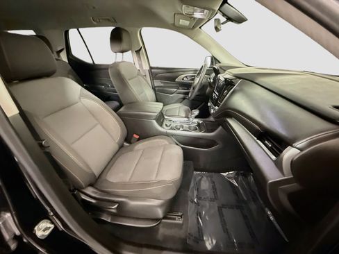 Used 2021 Chevrolet Traverse LS FWD image 29