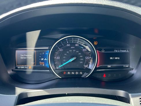 Used 2019 Ford Explorer Limited w/ Class III Trailer Tow Package FWD image 16