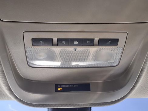 Used 2022 Chevrolet Colorado LT w/ Fleet Safety Package RWD image 11
