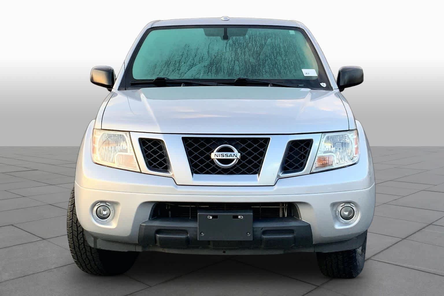 Used 2017 Nissan Frontier Desert Runner RWD image 4
