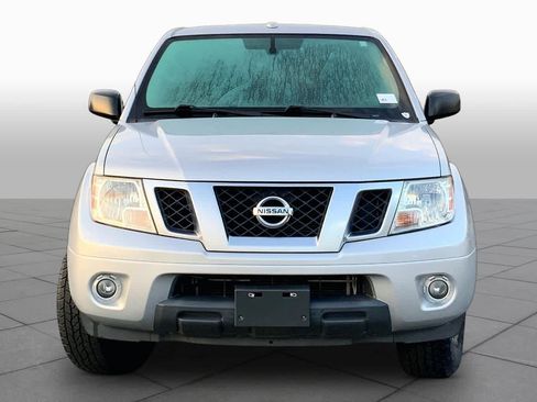 Used 2017 Nissan Frontier Desert Runner RWD image 4