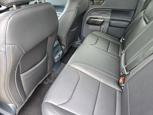 Used 2025 Ford Maverick Lobo AWD/4WD image 29