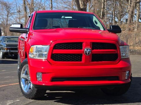 Used 2014 RAM 1500 Express image 3