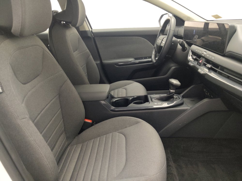 Used 2025 Kia K4 EX FWD image 21