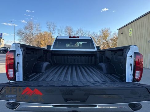 New 2026 GMC Sierra 2500 SLE w/ SLE Convenience Package image 9