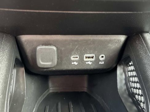 Used 2023 Chevrolet TrailBlazer LT image 29