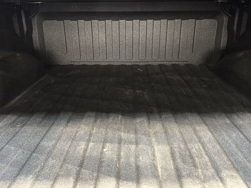 Used 2020 RAM 1500 Laramie AWD/4WD image 7