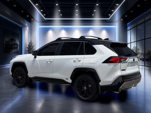 Used 2024 Toyota RAV4 XSE w/ Advanced Technology Package AWD/4WD image 7