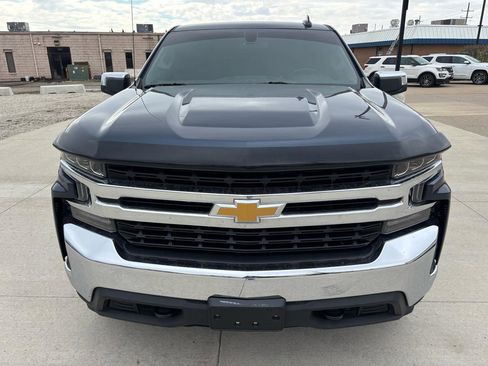 Used 2020 Chevrolet Silverado 1500 LT w/ All-Star Edition image 4