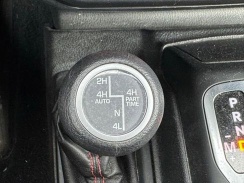 Used 2021 Jeep Wrangler Unlimited Rubicon image 23