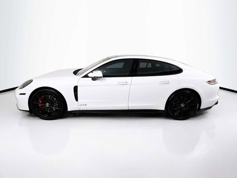 Used 2022 Porsche Panamera GTS image 2