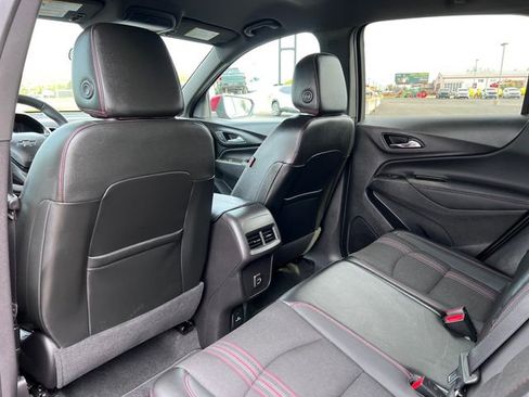 Used 2023 Chevrolet Equinox RS AWD/4WD image 29