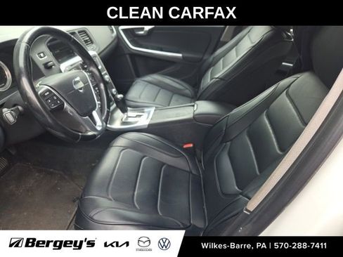 Used 2012 Volvo S60 T5 FWD image 1