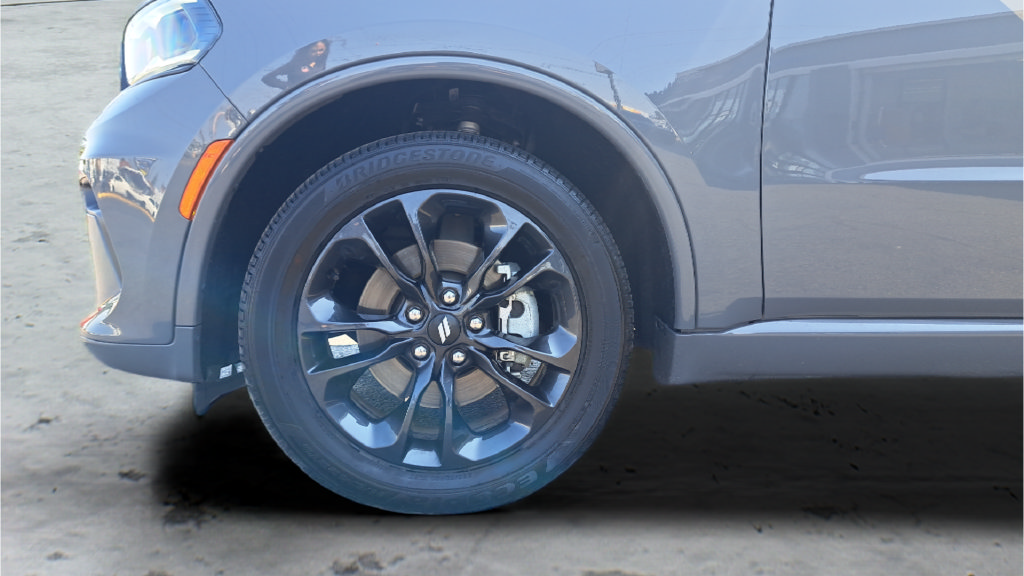Used 2025 Dodge Durango GT w/ Blacktop Package AWD/4WD image 28