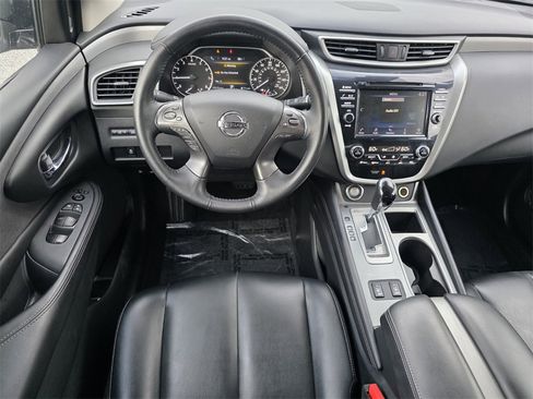 Used 2022 Nissan Murano SV image 12