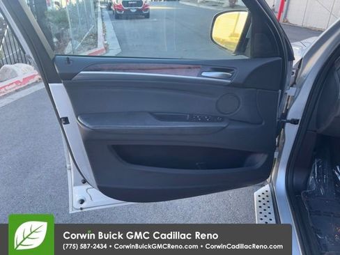 Used 2012 BMW X5 xDrive35d image 10