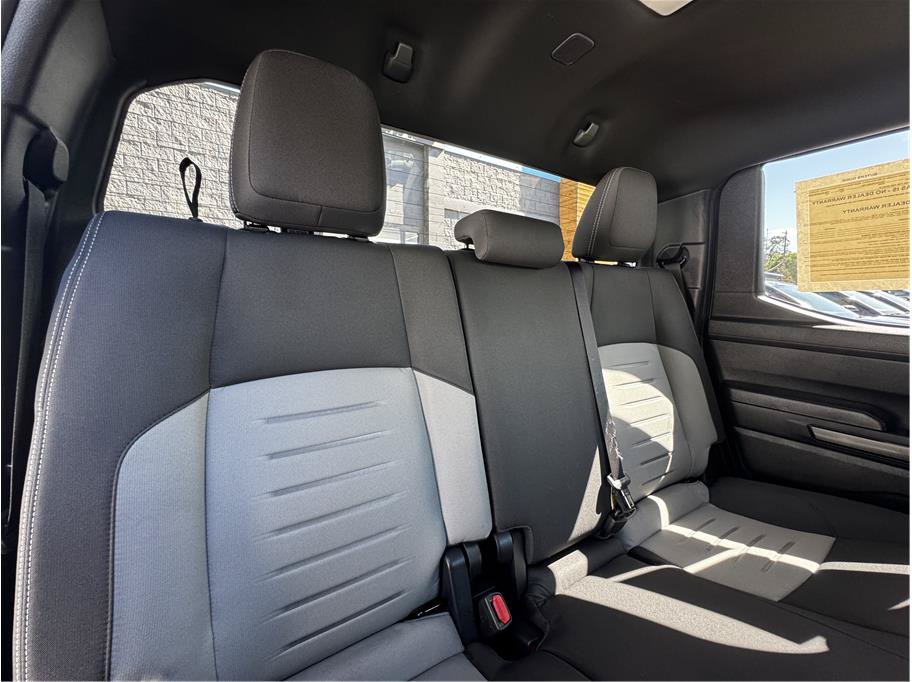 Used 2025 Toyota Tacoma TRD Sport AWD/4WD image 16