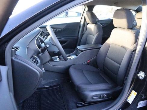 Used 2024 Chevrolet Malibu LT image 8