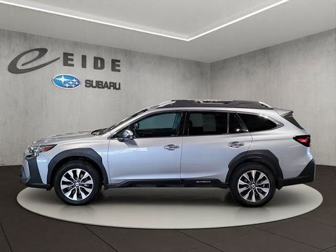Used 2023 Subaru Outback Touring XT AWD/4WD image 8