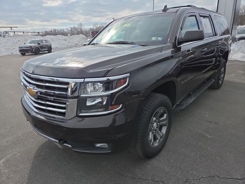 Used 2018 Chevrolet Suburban LT image 7