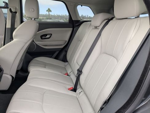 Used 2019 Land Rover Range Rover Evoque SE Premium AWD/4WD image 15