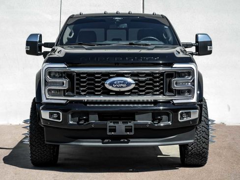 Used 2025 Ford F450 Platinum w/ Platinum Plus Package AWD/4WD image 7