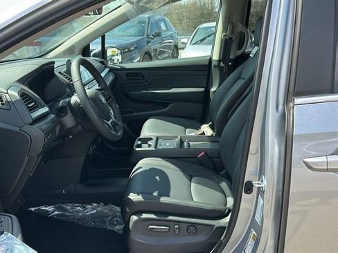 New 2026 Honda Odyssey EX-L image 9
