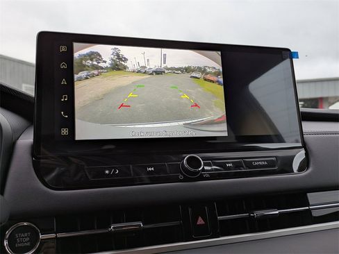 New 2025 Mitsubishi Outlander ES image 19